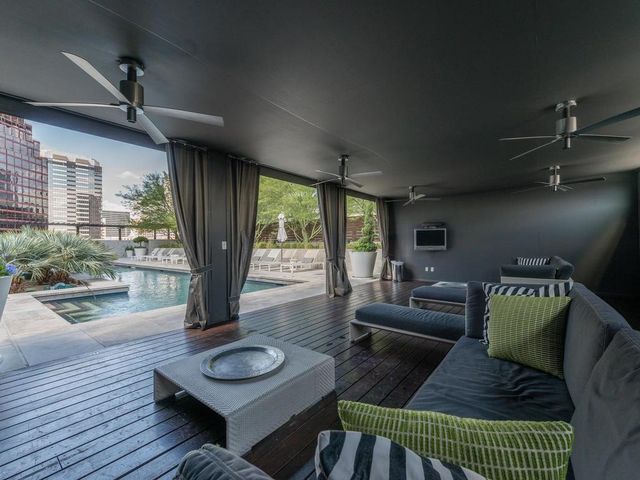 210 Lavaca ST 2005, Austin, TX 78701