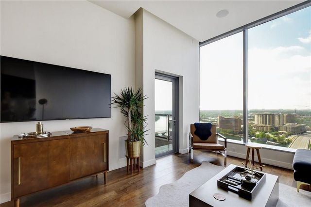 210 Lavaca ST 2005, Austin, TX 78701