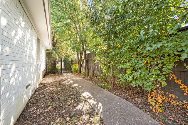 3705 Seguin Drive, Dallas, TX 75220