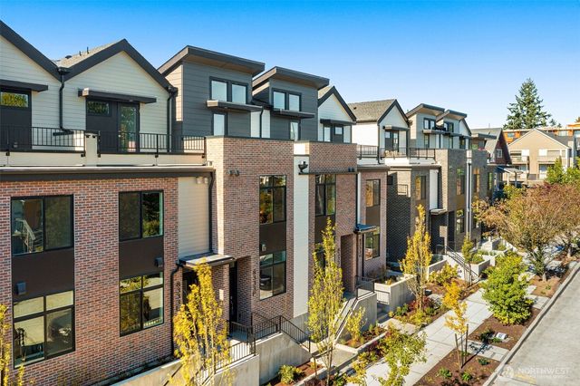 8333 E 12th Avenue NW, Seattle, WA 98117