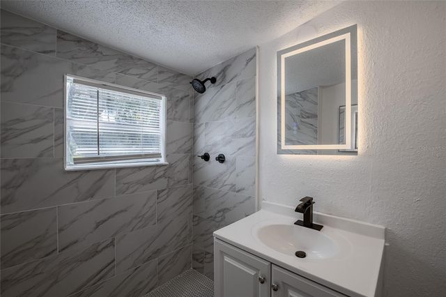 1036 N MISSOURI AVENUE, Lakeland, FL 33805