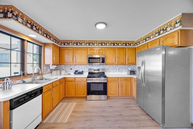 24556 S Independence Boulevard, Crete, IL 60417