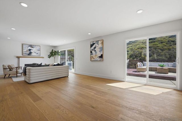 3131 Erie St, San Diego, CA 92117