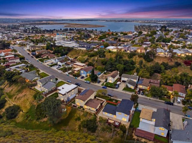 3131 Erie St, San Diego, CA 92117