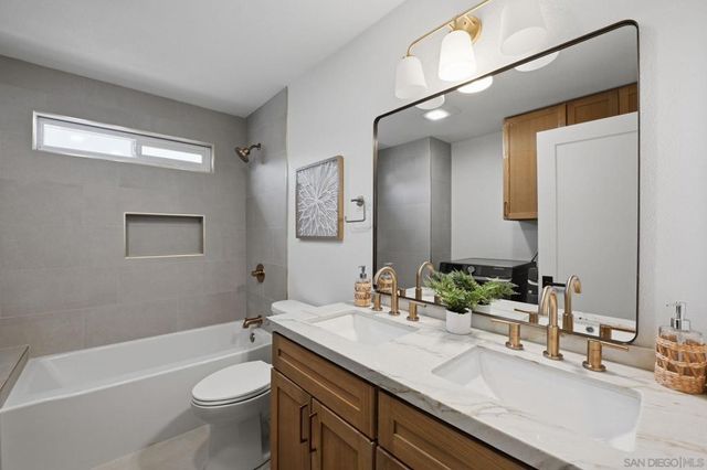 3131 Erie St, San Diego, CA 92117