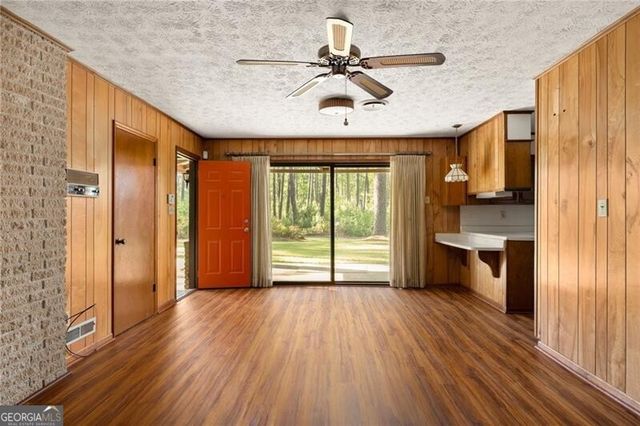 8355 Cedar Grove Road, Fairburn, GA 30213