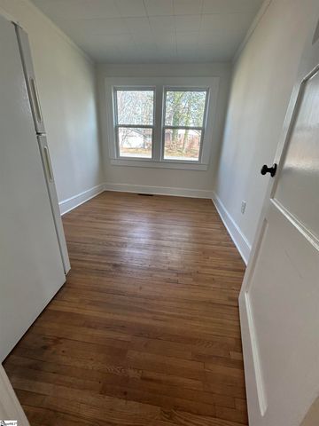 111 Crane Avenue, Greenville, SC 29617