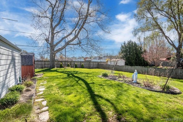 47 Belmont Avenue, Tonawanda, NY 14223