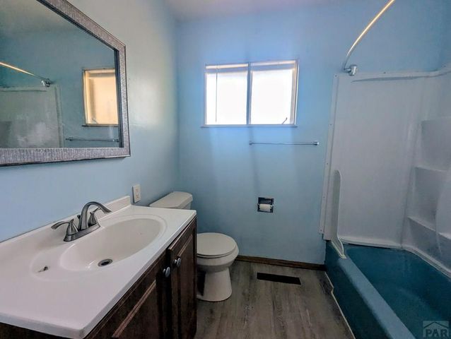 406 S Pine Ave, Rocky Ford, CO 81067