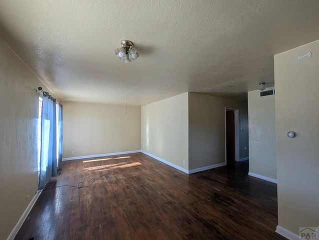 406 S Pine Ave, Rocky Ford, CO 81067