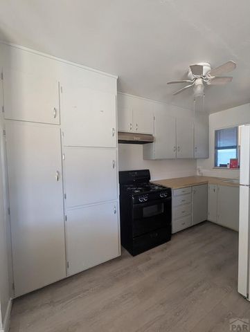 406 S Pine Ave, Rocky Ford, CO 81067