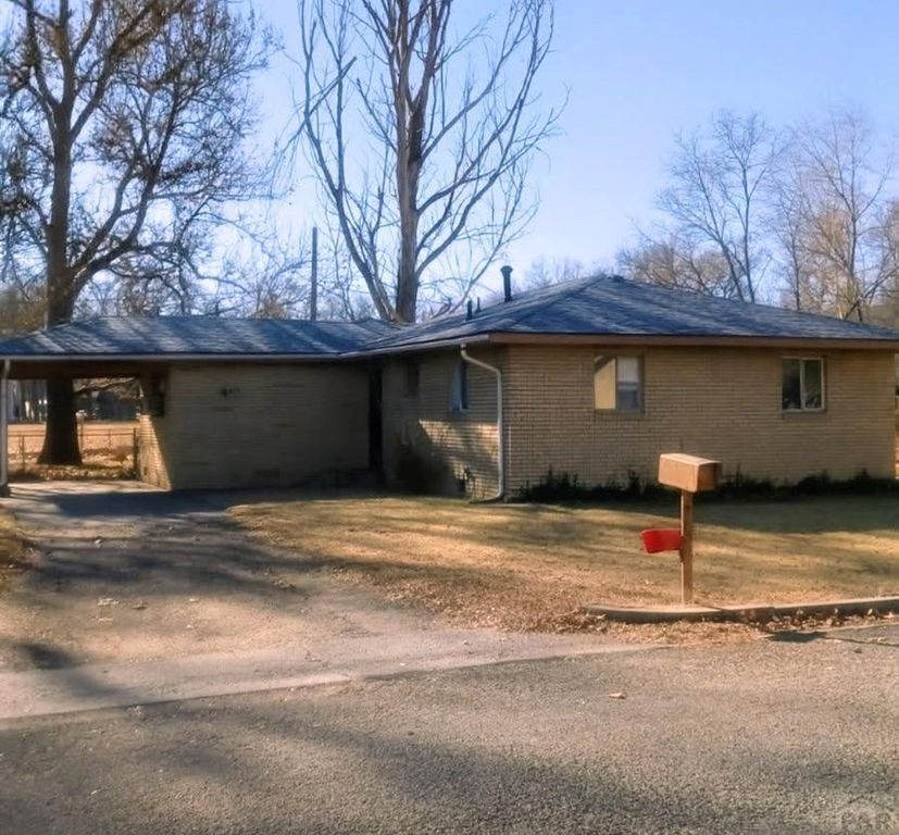 406 S Pine Ave, Rocky Ford, CO 81067