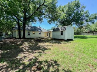 1916 Houston Place, Denton, TX 76201