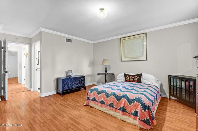 20114 Village 20, Camarillo, CA 93012