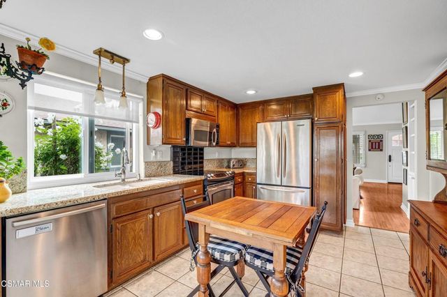 20114 Village 20, Camarillo, CA 93012