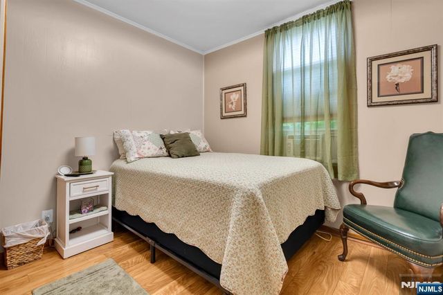 152 Devon Terrace, Kearny, NJ 07032