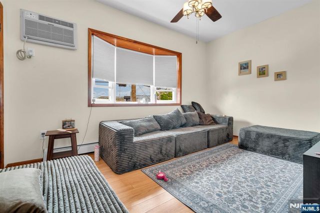 152 Devon Terrace, Kearny, NJ 07032