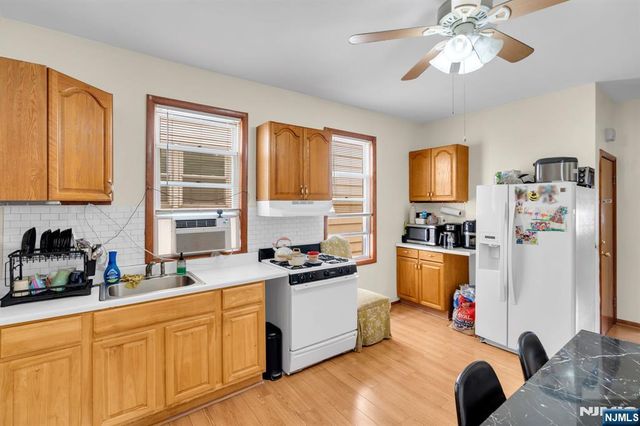 152 Devon Terrace, Kearny, NJ 07032