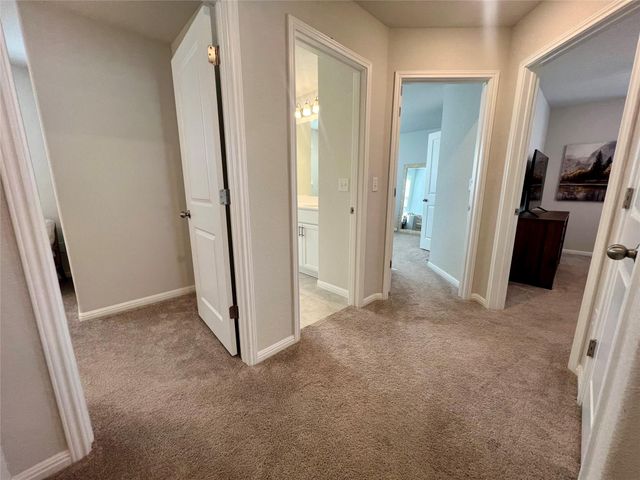 11305 Sentinel DR, Austin, TX 78747