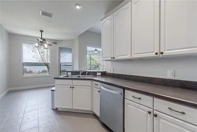 3804 BAYSHORE CIRCLE, Tavares, FL 32778