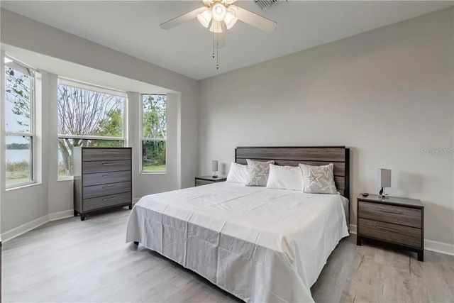 3804 BAYSHORE CIRCLE, Tavares, FL 32778