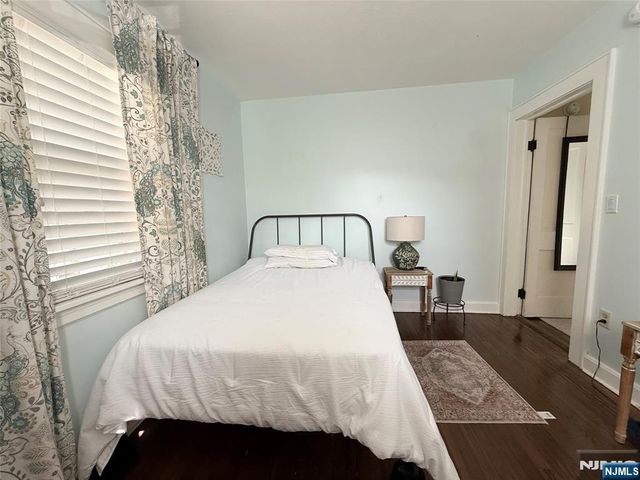 54 Chestnut Avenue, Park Ridge, NJ 07656