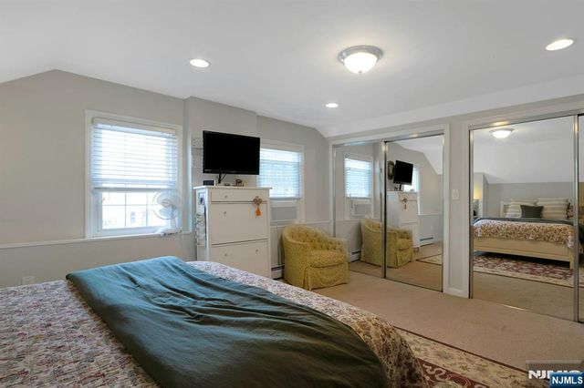 54 Chestnut Avenue, Park Ridge, NJ 07656