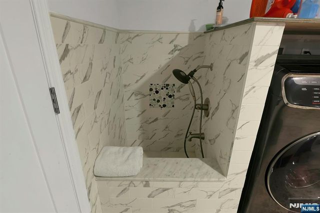 54 Chestnut Avenue, Park Ridge, NJ 07656