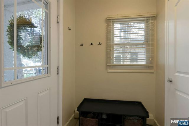 54 Chestnut Avenue, Park Ridge, NJ 07656