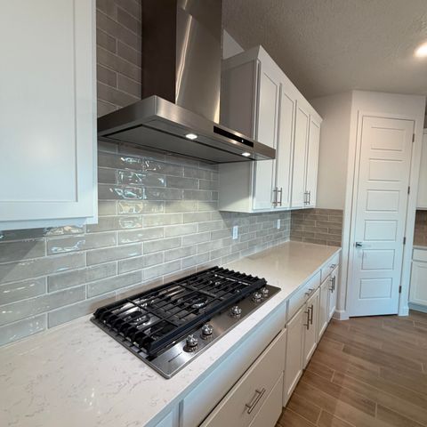2431 Marble Avenue NE, Rio Rancho, NM 87144