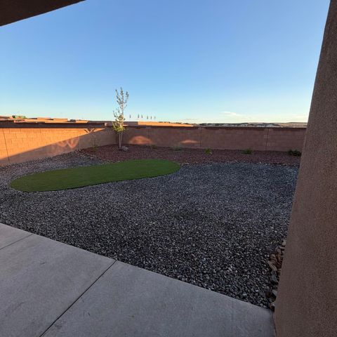 2431 Marble Avenue NE, Rio Rancho, NM 87144