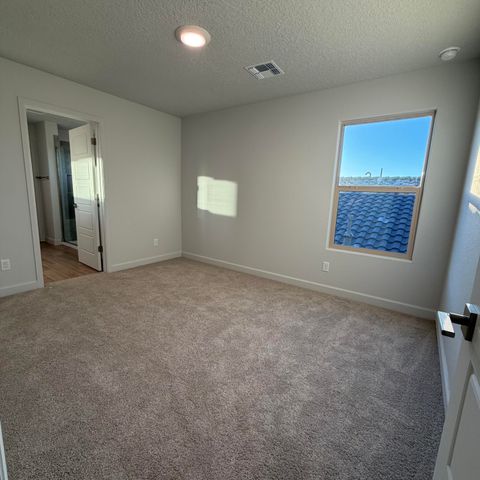 2431 Marble Avenue NE, Rio Rancho, NM 87144