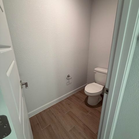 2431 Marble Avenue NE, Rio Rancho, NM 87144