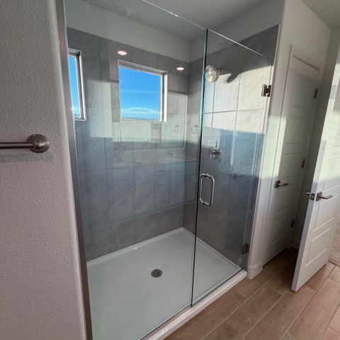 2431 Marble Avenue NE, Rio Rancho, NM 87144