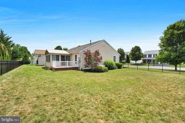 45 THOMAS DR, York, PA 17404