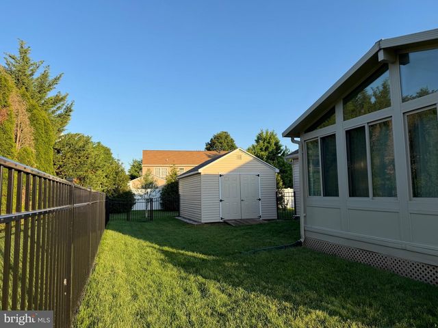 45 THOMAS DR, York, PA 17404