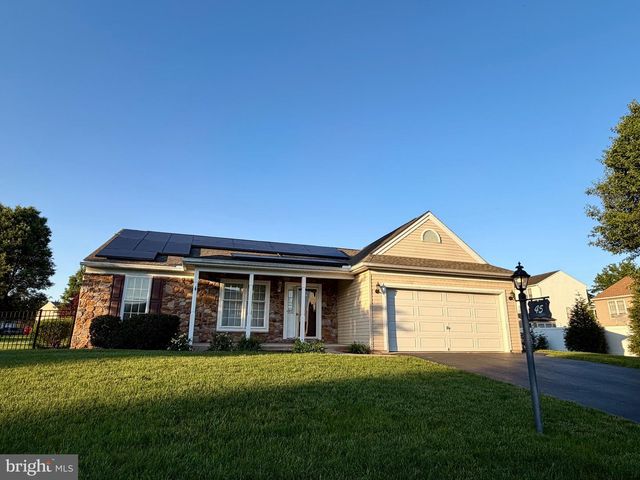 45 THOMAS DR, York, PA 17404