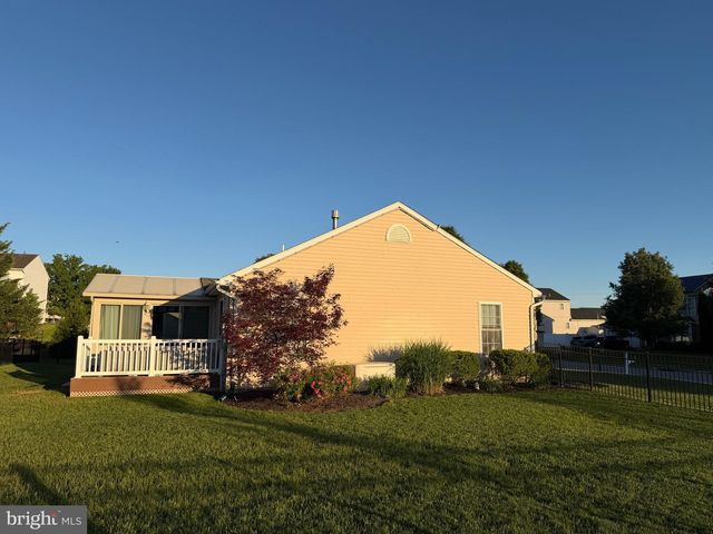 45 THOMAS DR, York, PA 17404