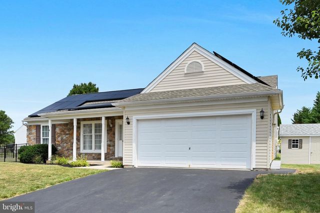 45 THOMAS DR, York, PA 17404