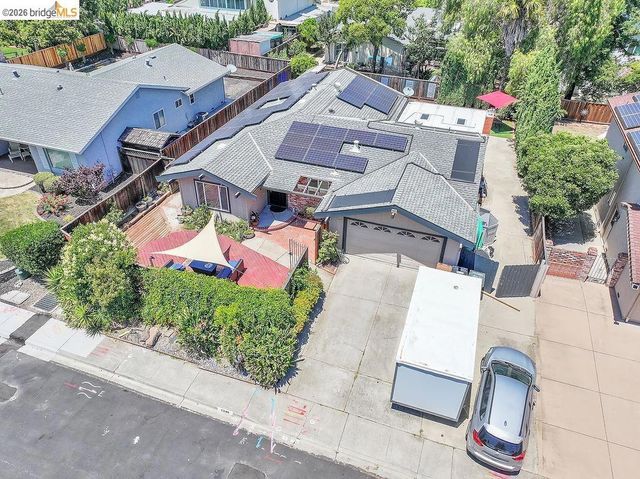 1249 Heavenly DR, Martinez, CA 94553