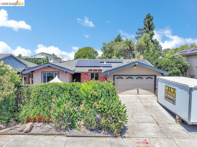 1249 Heavenly DR, Martinez, CA 94553