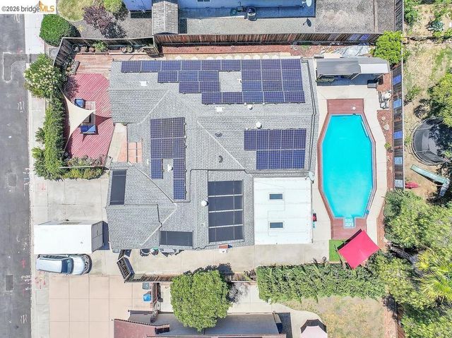 1249 Heavenly DR, Martinez, CA 94553