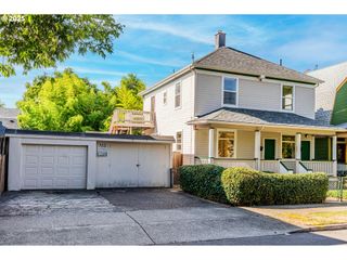 74 Ne SACRAMENTO St, Portland, OR 97213