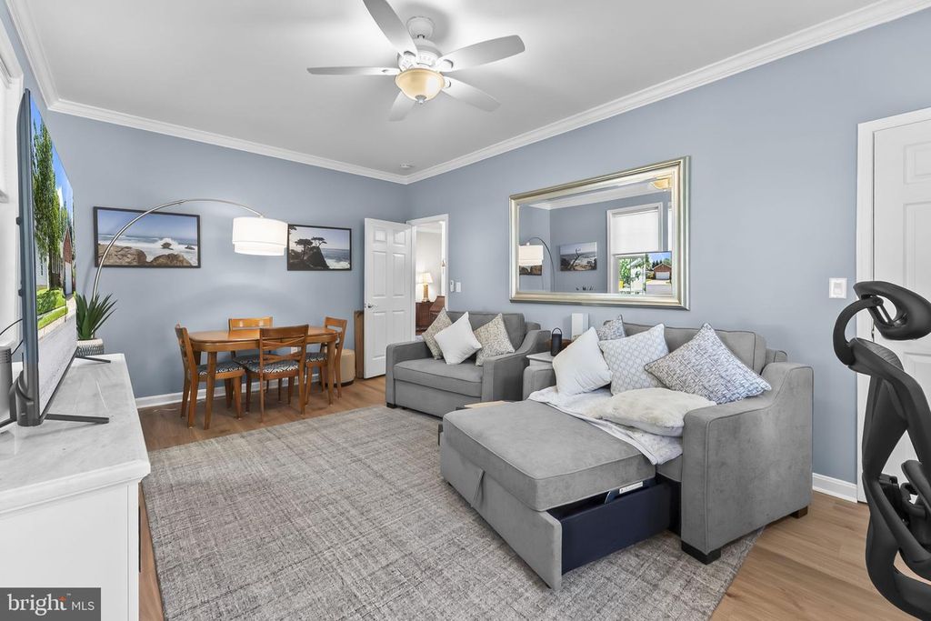 Image 24 of property listing at 847 MISSION VALLEY LN, Annapolis, MD 21401