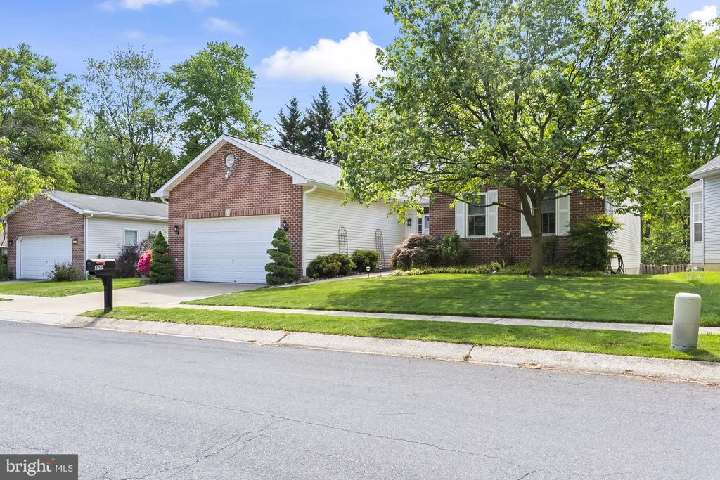 Image 36 of property listing at 847 MISSION VALLEY LN, Annapolis, MD 21401
