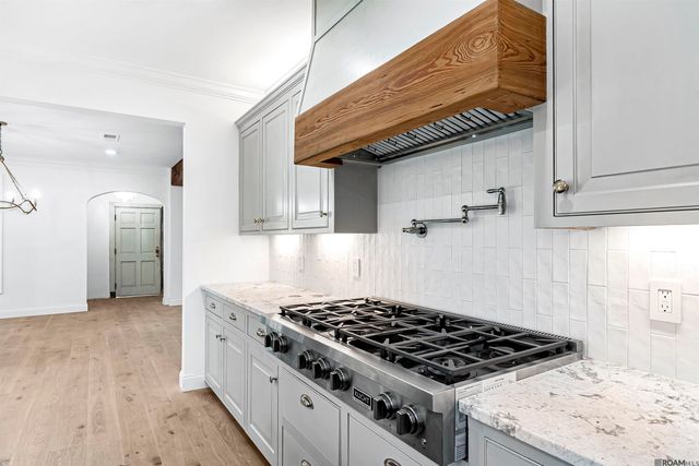 2436 Terrace Ave, Baton Rouge, LA 70806