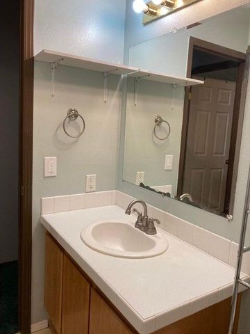 33341 Indian Lake Drive, Sprague River, OR 97639