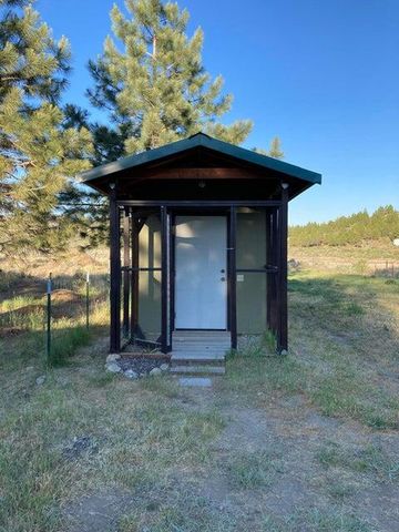 33341 Indian Lake Drive, Sprague River, OR 97639