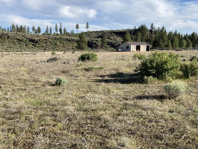 33341 Indian Lake Drive, Sprague River, OR 97639