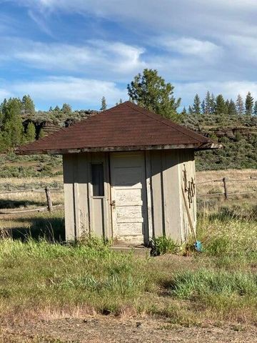 33341 Indian Lake Drive, Sprague River, OR 97639